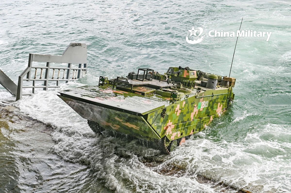 Titanium Amphibious Fighting Vehicles Titanium Amphibious Fighting Vehicles